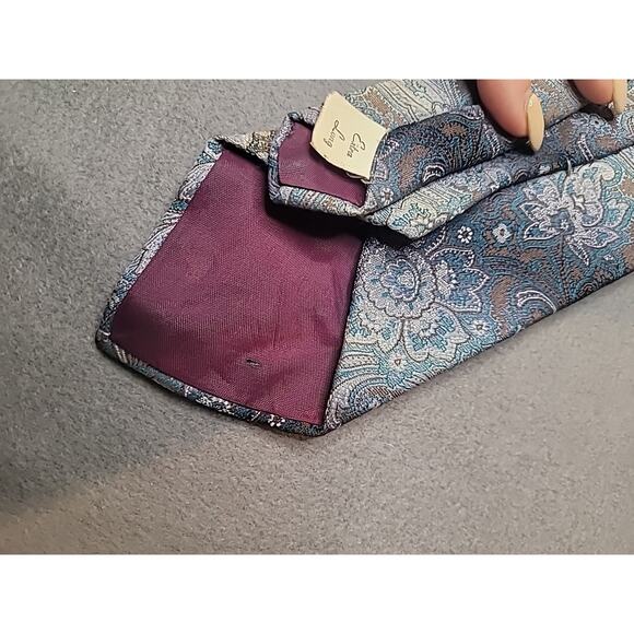 Vintage Hanover Slim Necktie Silver Blue Gray Paisley Pattern 60s Mod GVC - Picture 6 of 7